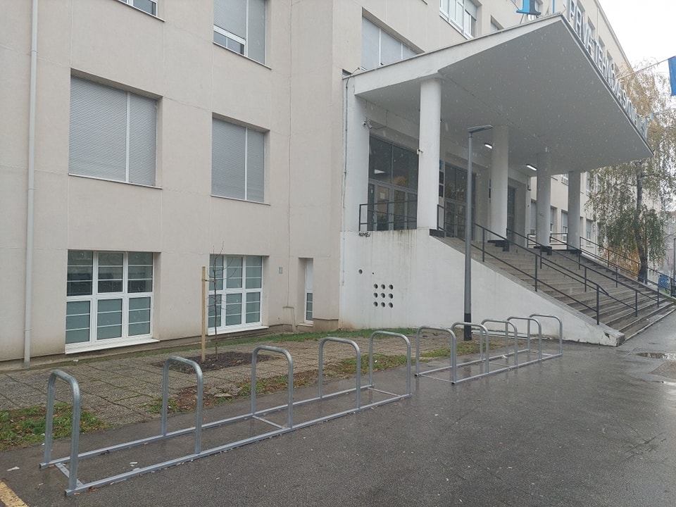 I. tehnička škola Tesla - Srednja.hr